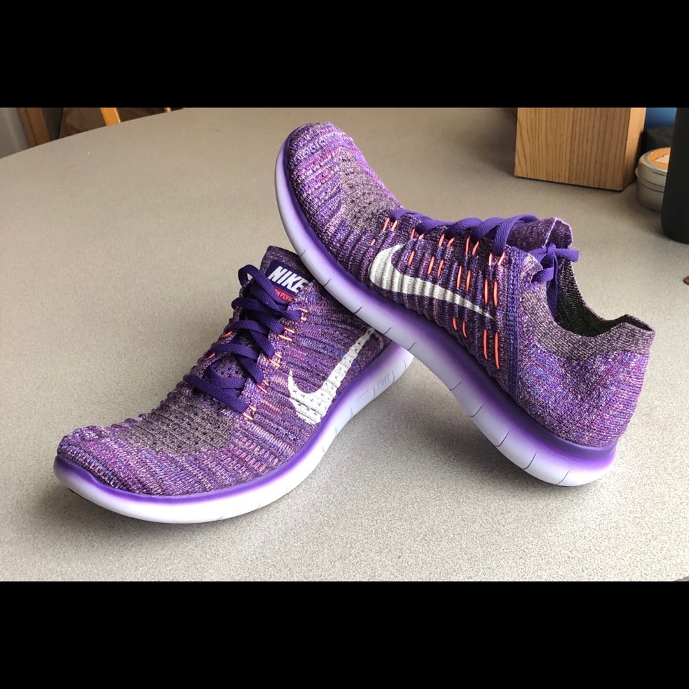 Nike Womens RN Flyknit